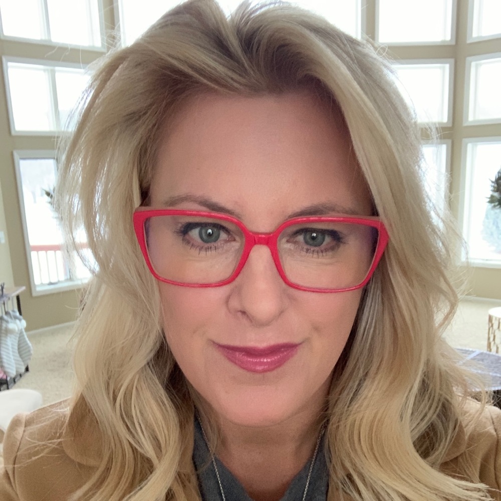 Meet your Posher, Kristin